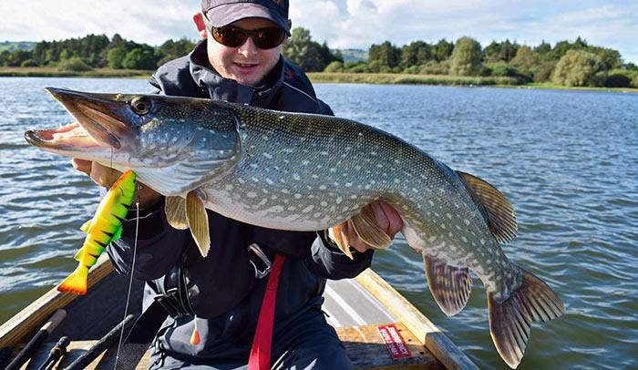 Learn the Secrets of Lure Fishing with Andy Buckley