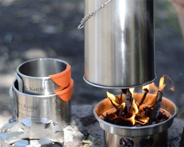 STAINLESS STEEL KELLY KETTLE IN USE