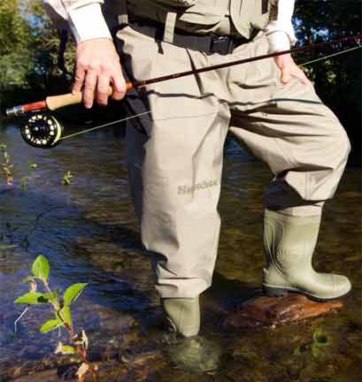 SNOWBEE 210D NYLON WADERMASTER FISHING WADERS IN ACTION