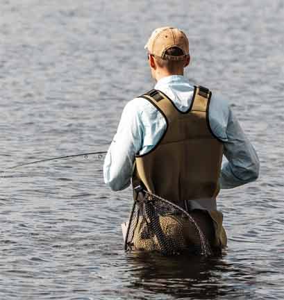 SNOWBEE RANGER FOLDING FISHING NET IN ACTION