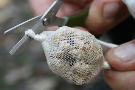 Boilie - Hook on a small PVA bag