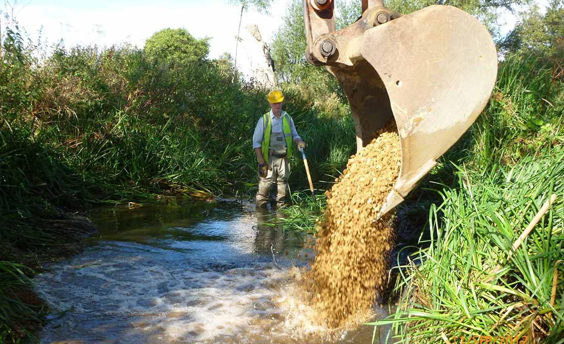 Removing a very large weir on the River Nidd Removing a very large weir on the River Nidd